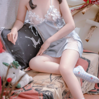 Quỳnh Trang: Em Gái Gọi Non Tơ Ngọt Nước Làm Tình Đắm Say